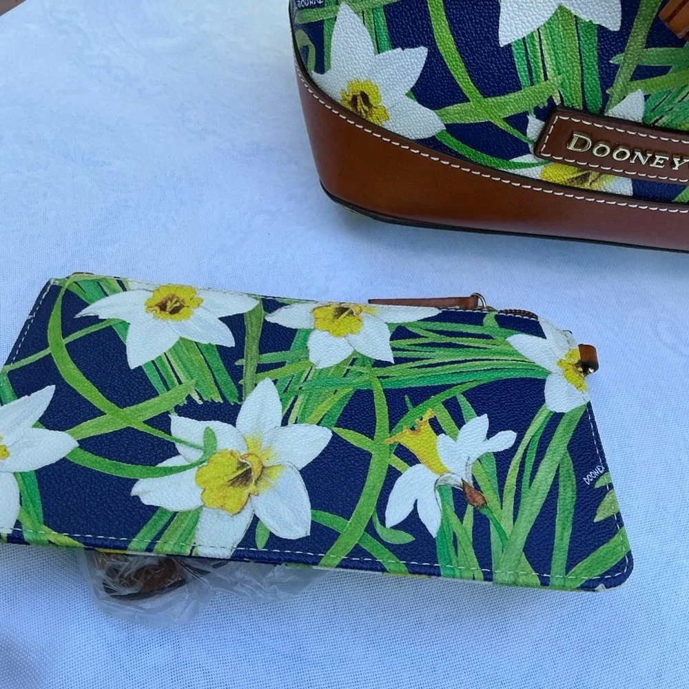 Dooney & Bourke Daffodil Navy Floral Drawstring Bucket Hobo Shoulder Bag Set NWT